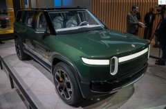 Rivian R1S綯SUVع⣺ٹٵ4s 