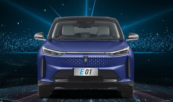 E01