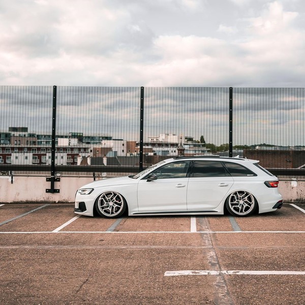µRS4 AvantͼԴ